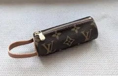 Louis Vuitton M58249 ヴィトン ゴルフボール入れ 中古のサムネイル