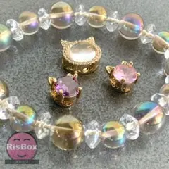 【新品】猫のチャーム３匹セット　金色枠（ピンク・紫）NE3