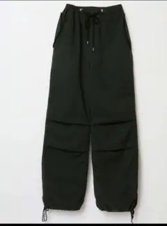 SHISHIKUI パラシュートパンツ ブラック　XS 百々千晴 vakt. 2026年最新】shishikui パラシュートパンツの人気アイテム - メルカリ