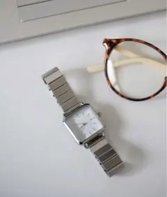 Item thumbnail for item 9b7de5c4-d1e7-41f7-8c6a-ca82d74cbb89