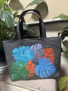ハワイアンキルト　ハワイアンキルトバッグ　モンステラ　トートバッグ