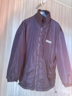 黒いジャンパー　厚手　リバーシブル ナイロン/ボア