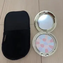 Elegance ラ プードル オートニュアンス フェイスパウダーのサムネイル