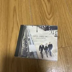 ドリームズ・カム・トゥルー/ラヴ・ゴーズ・オン…