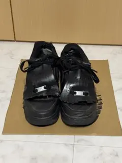 NIKE AIR FORCE 1 ブラック シューキルト付き