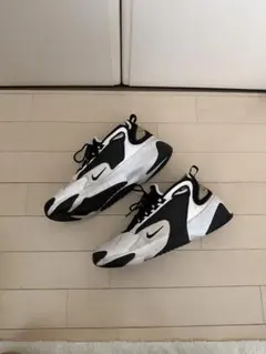 NIKE メンズスニーカーのサムネイル