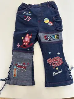 mezzo piano 刺繍入り　デニムパンツ95cm