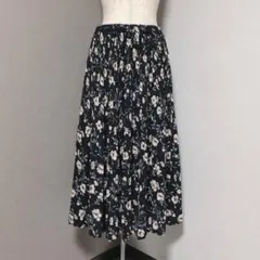 ローリーズファーム　花柄　プリーツ　ロングスカート