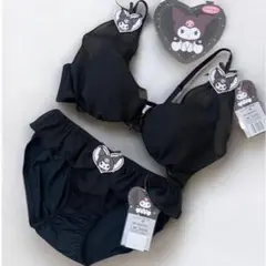 大人気❣️サンリオ クロミちゃん ブラジャー＆ショーツ ノンワイヤーブラ M 黒のサムネイル