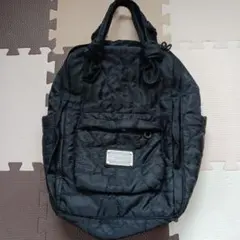MARC BY MARC JACOBS ブラックリュック マザーズバッグ