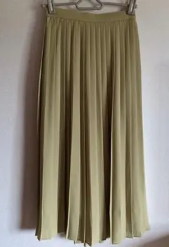 ユニクロ　シフォンプリーツ　 ロングスカート