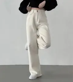 NAUNAU ナウナウ ワイドデニムストレートパンツ アイボリー Sのサムネイル