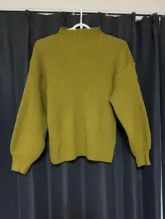 ハイネックセーター