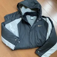 《美品】Nike ジュニア　ベンチコートフード付　 ブラック　S
