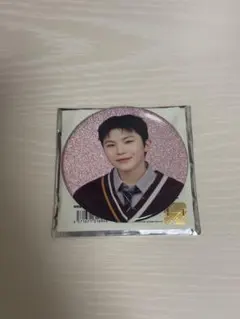 SEVENTEEN Holiday 缶バッジ ウジ