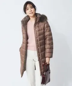 【美品】23区 シレータフタ ダウンコート 32