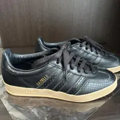 アディダスオリジナルス スニーカー GAZELLE /23㎝のサムネイル