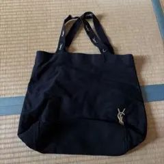 ぱ*る様 Yves Saint Laurent トートバッグ ブラックのサムネイル