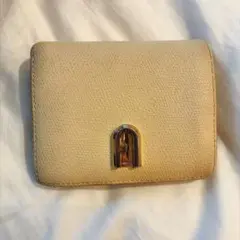 FURLA 二つ折り財布 イエローのサムネイル