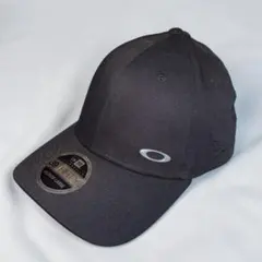 新品✨ニューエラ×オークリー コラボキャップ 39THIRTY 黒 M/L