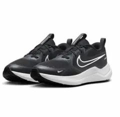 ☆NIKE キッズ スニーカー コズミックランナー ブラック 24.5㎝☆