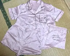 GU サテンパジャマセット Lサイズのサムネイル
