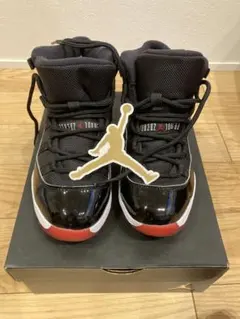 Nike Air Jordan 11 スニーカー ブラック/レッド