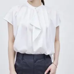 【美品】ROPE' 【洗える】クリア天竺ラッフルフレンチスリーブカットソー
