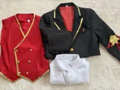 ツイステッドワンダーランド 制服 ハーツラビュル寮