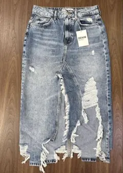 BERSHKA ダメージタイトデニムスカート