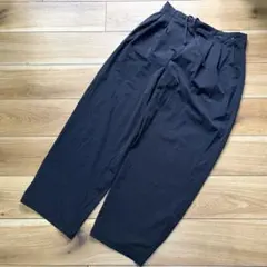 美品　《 UNIQLO 》 レディース　XLサイズ　ズボン　ブラック