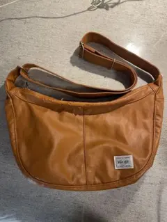 PORTER ポーター　大容量　フリースタイル　ショルダーバッグ　キャメル