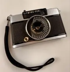 レトロ ヴィンテージ OLYMPUS PEN フィルムカメラ 本体のサムネイル
