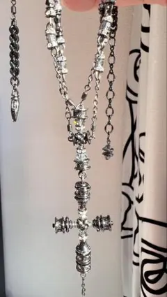 クロスデザイン ロングネックレス シルバー