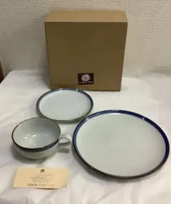 8209⑥マーガレットクラブ　カップ・ソーサー・プレートセット