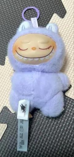 ラブブ　マスコット　キーホルダー　ぬいぐるみ