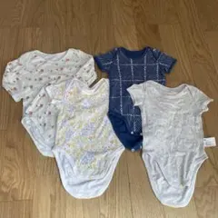 ユニクロ　ロンパース　長袖１枚半袖３枚　スヌーピー、日本未発売マリメッココラボ