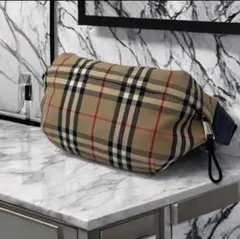 BURBERRY ボディバッグ・ウエストポーチ ベージュ・チェック柄 - メルカリ