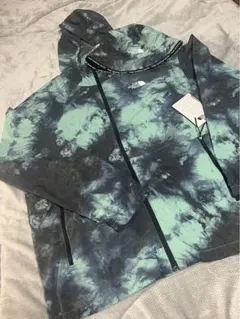 海外限定ノースフェイス　薄着ジャケット