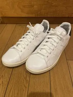スタンスミス スニーカー