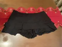 suria ヨガウェア ショートパンツ　M フリル