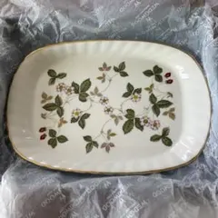黒壺 ワイルドストロベリー⭐︎大判オーバルプレート40×30cm WEDGWOOD ウェッジウッド ワイルドストロベリー オーバルプレート 黒壺