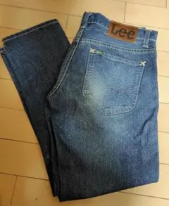Lee ダークブルー ストレートデニム
