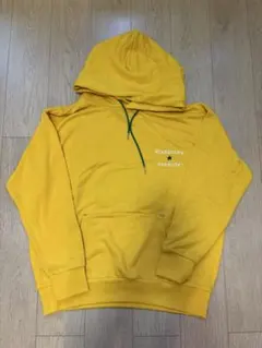 STARBUCKS x PEANUTS パーカー イエロー　L-XL