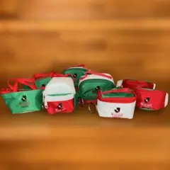 Jリーグ　ミニポーチ　キーホルダー　8個セット