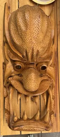 木製　鬼　彫刻マスク　木彫 魔除け お面 民族工芸 フィリピン　彫刻 伝統工芸
