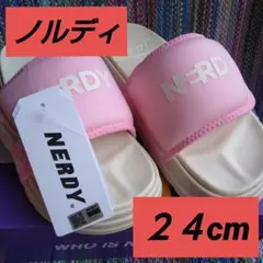 新品❄２４cm♦値下げしました♦✨ノルディ✨♦コンビベルクロスライド　サンダルのサムネイル