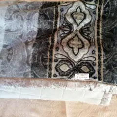 大阪西川 2枚合わせ ふっくら毛布　冬用　シングルサイズ 140x200