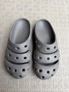 KEEN ヨギ　25cm