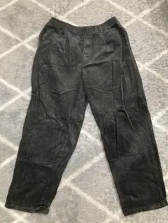 GU コーデュロイキャロットパンツ